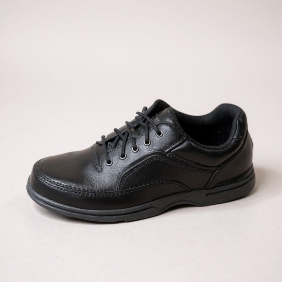 Rockport Men\'s Classic Black Leather Oxfords